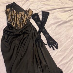 Elegant Black and Tan Lace Wedding Dress